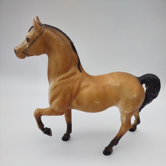 Breyer #111 Cheyenne Buckskin Horse Western Prancer Mold Dorsal Stripe - Picture 3 of 14